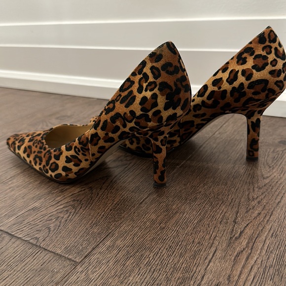 Leopard Print Heels - Picture 2 of 4